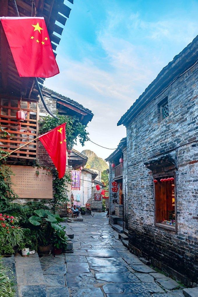 益升华集团亚太制造中心(宜春)项目签约